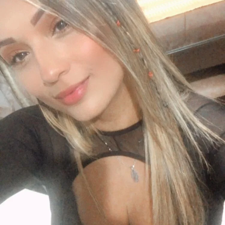 valentina_velez_'s Offline XXX Chat
