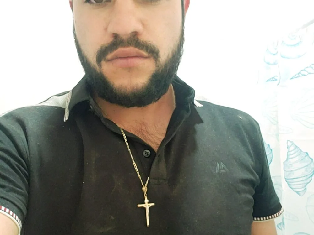 Offline XXX chat modela aalvaro98