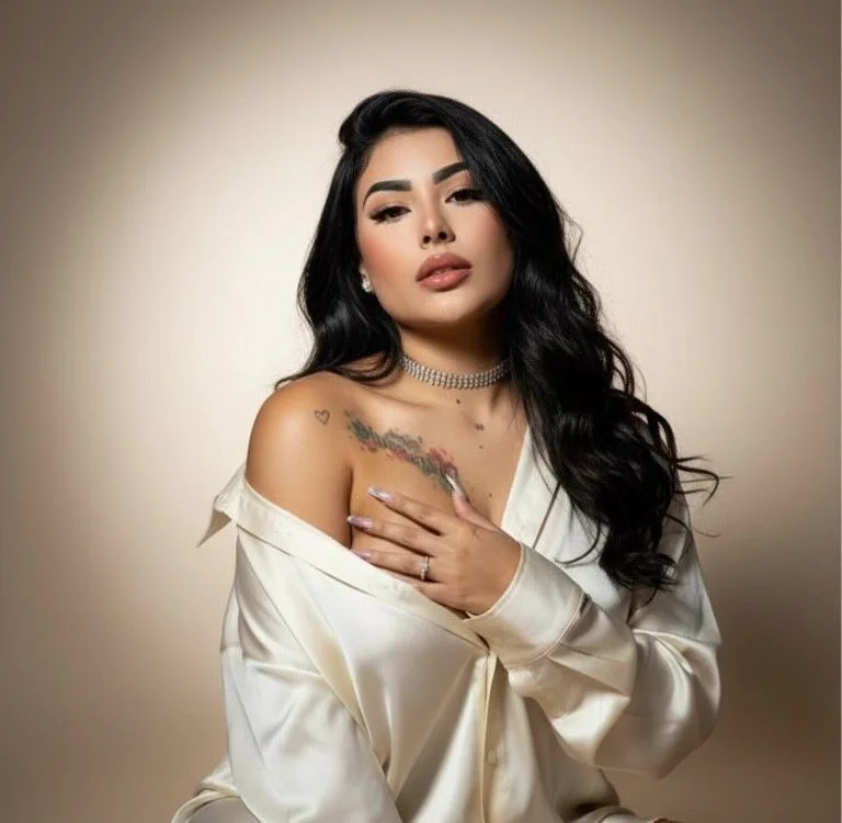 MaddyGray_ Adlı Modelin Çevrimdışı XXX Sohbeti