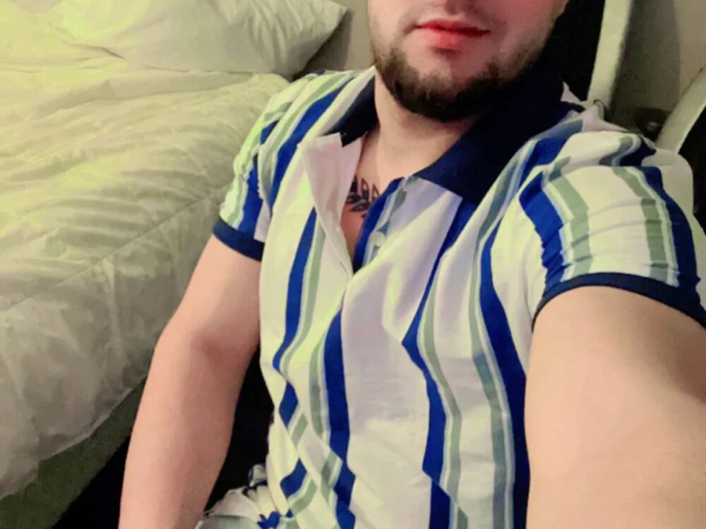 Melvin-92 অফলাইন XXX চ্যাট