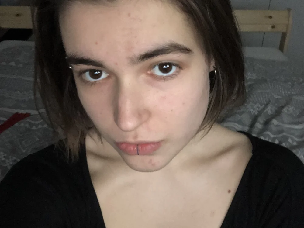 JolieAngelle's Offline Chat Room
