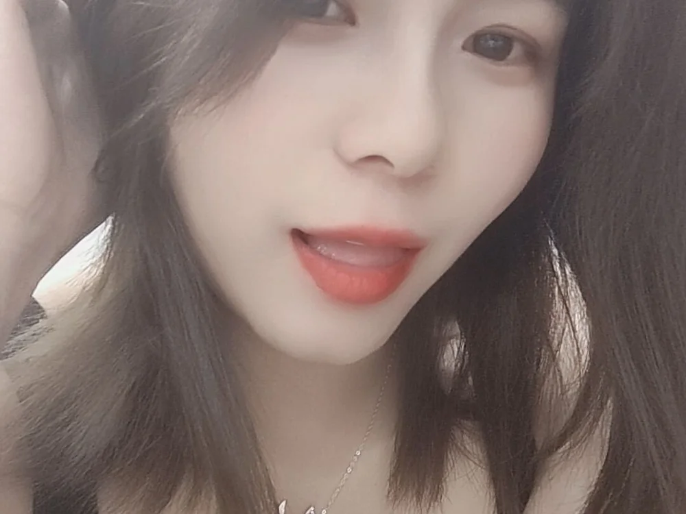 Ahxsdm's Offline XXX Chat