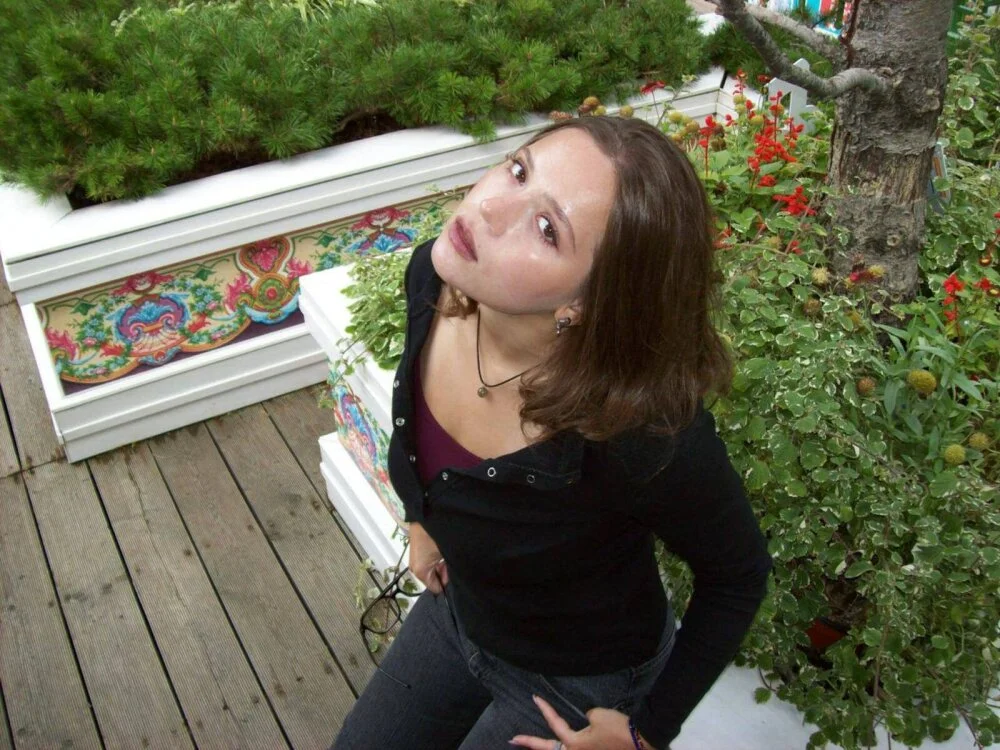 ZoniaEsshaki's Offline XXX Chat