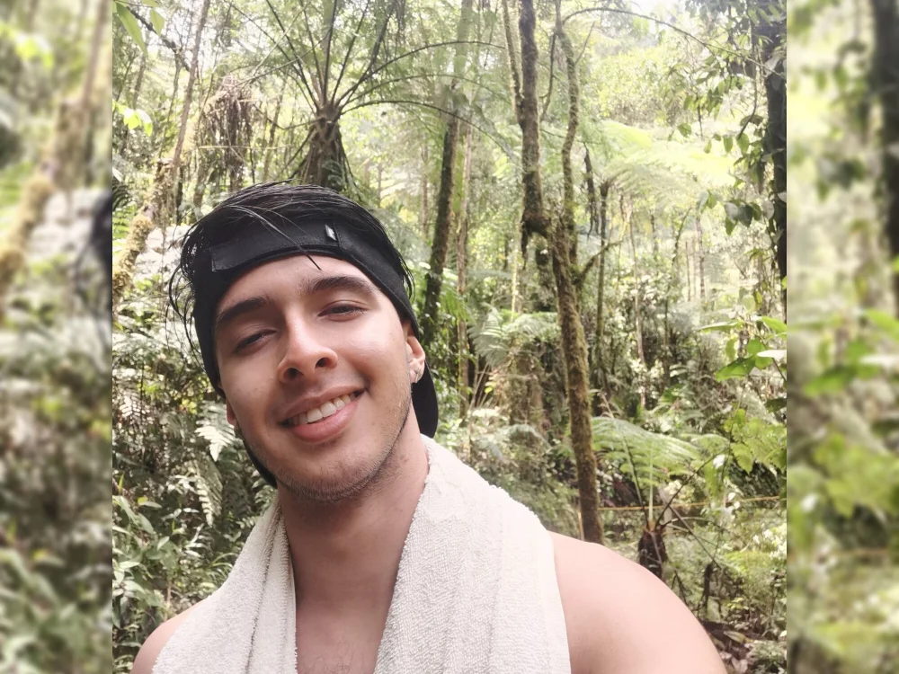 MarcoDeLuca_'s Offline XXX Chat