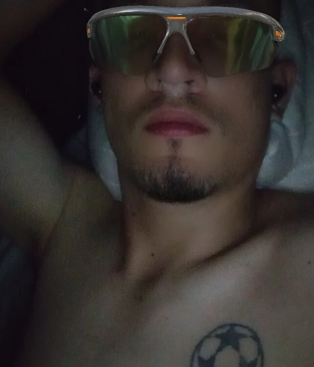 Xevas1912のオフラインXXXチャット