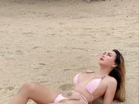 Model sassyselfsuckerTS