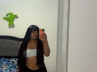 Saraa_M's webcam live show