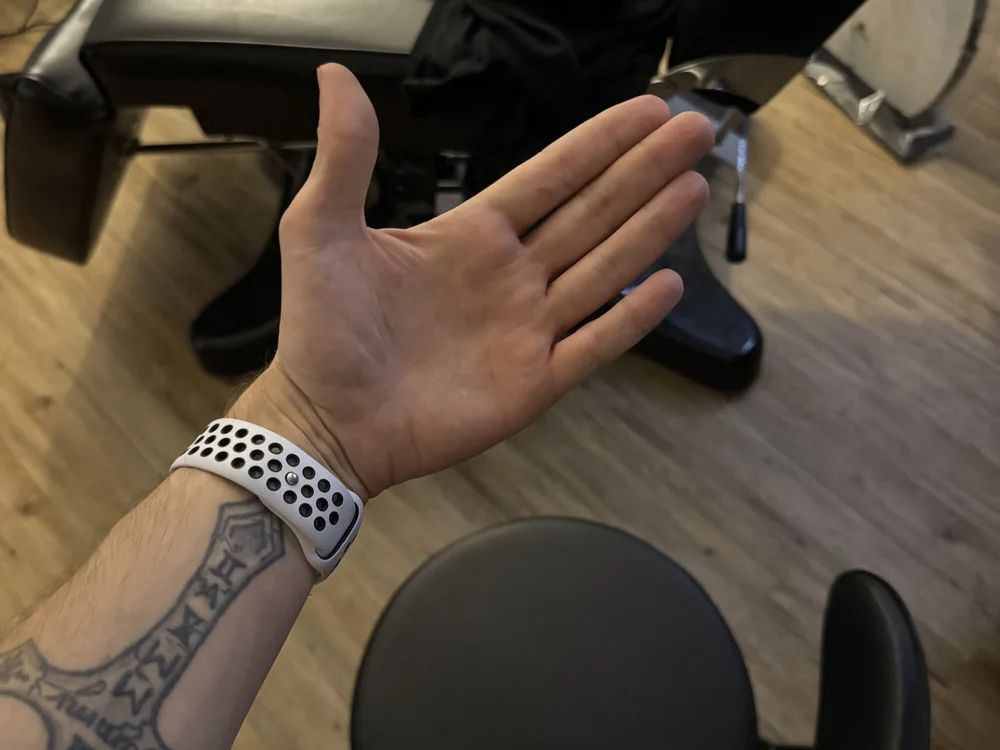 Elijahanal@xh's Offline Chat Room