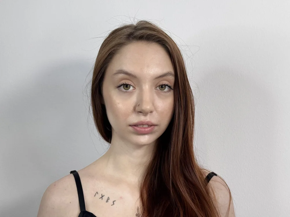 HarrietBraund's Offline Chat Room