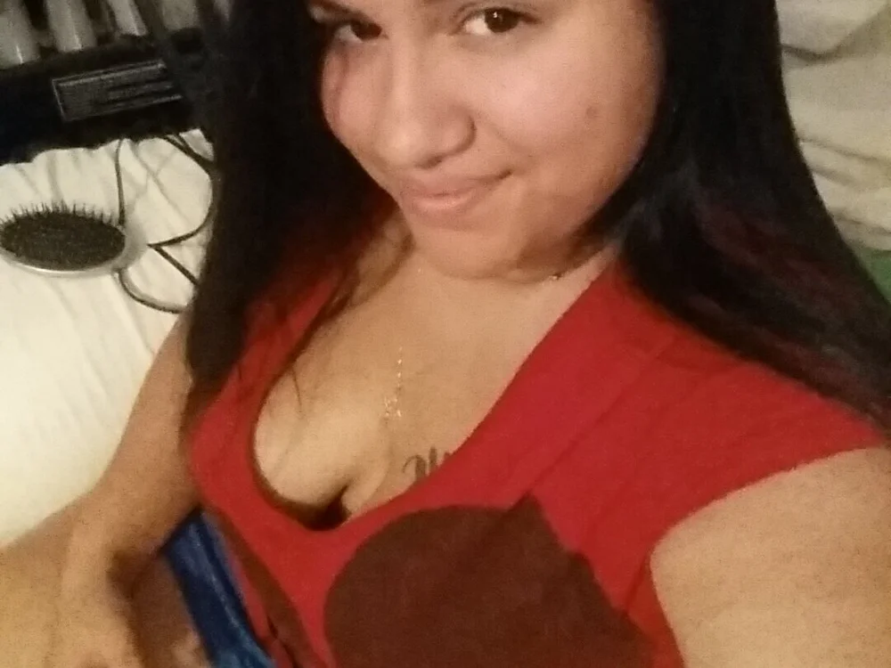 thicklexii's Offline Chat Room
