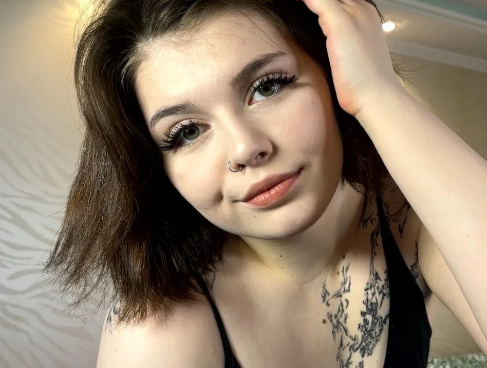 แชท XXX ออฟไลน์ของ AlishaPeach