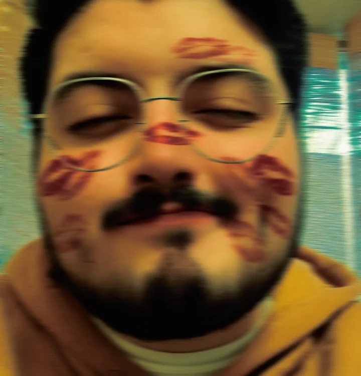 Daddy_MaxFurr Offline Chatraum