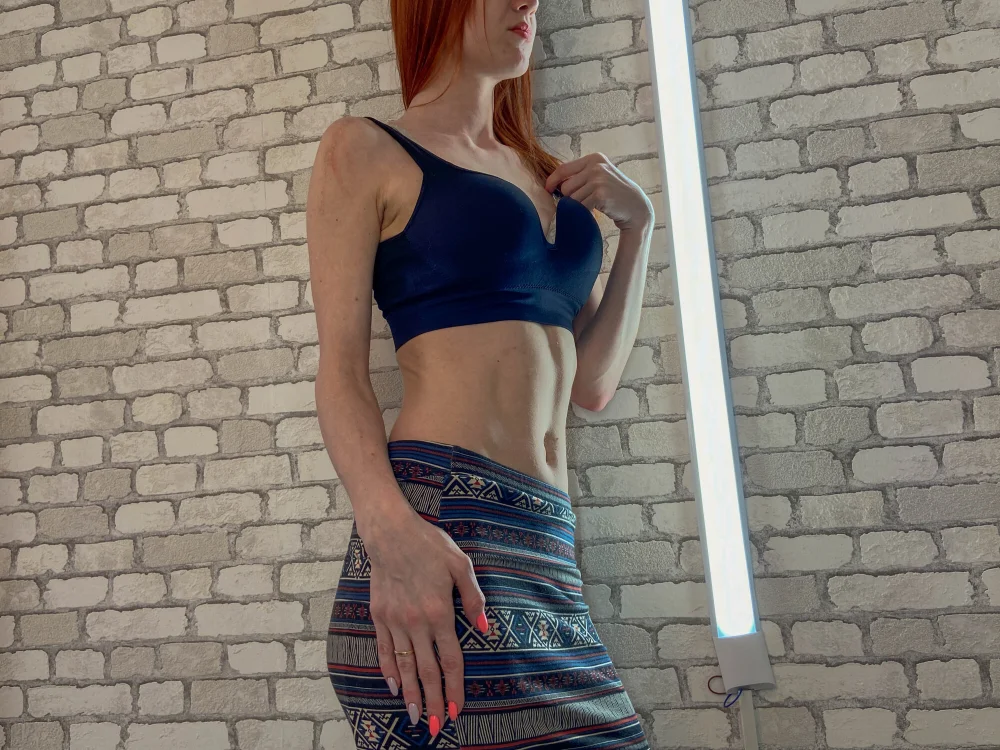 JuliaReed_'s Offline Chat Room