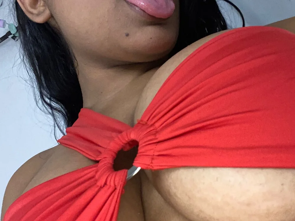 Catalinax_oficial's Offline XXX Chat