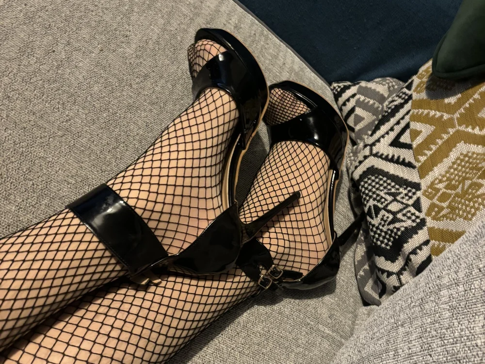 sarahdale19 Chat XXX offline