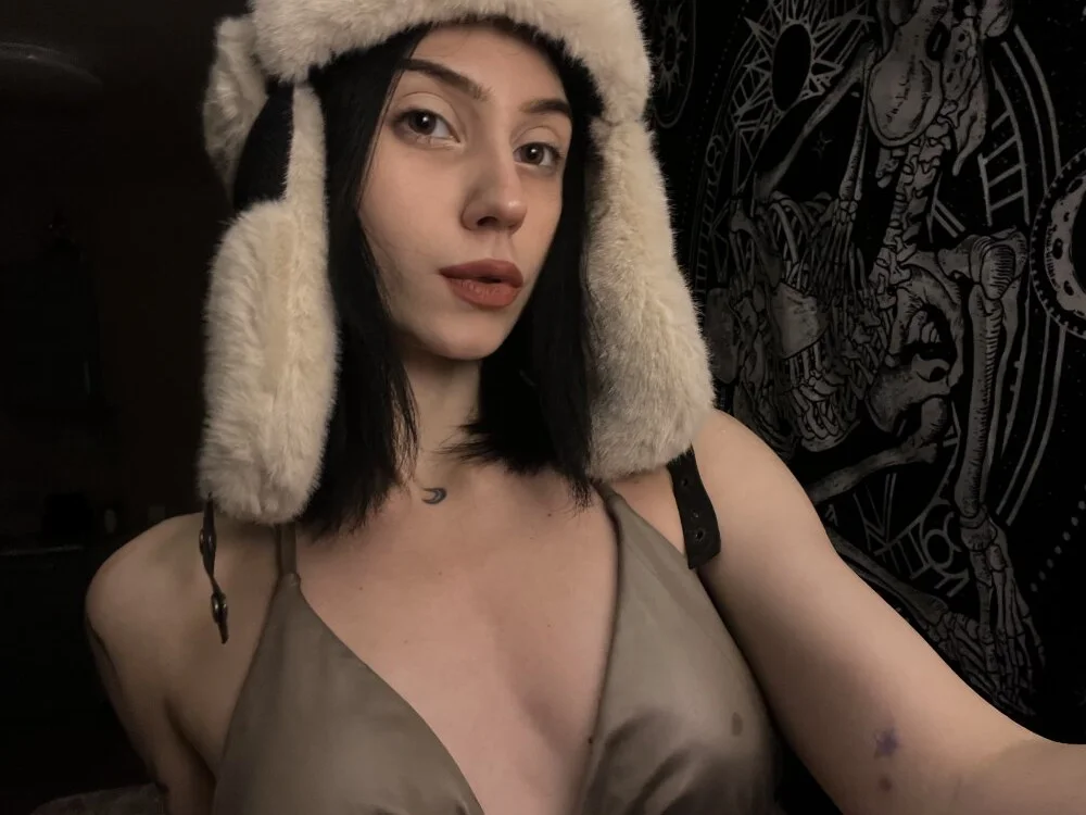 poisondevotion Chat XXX offline