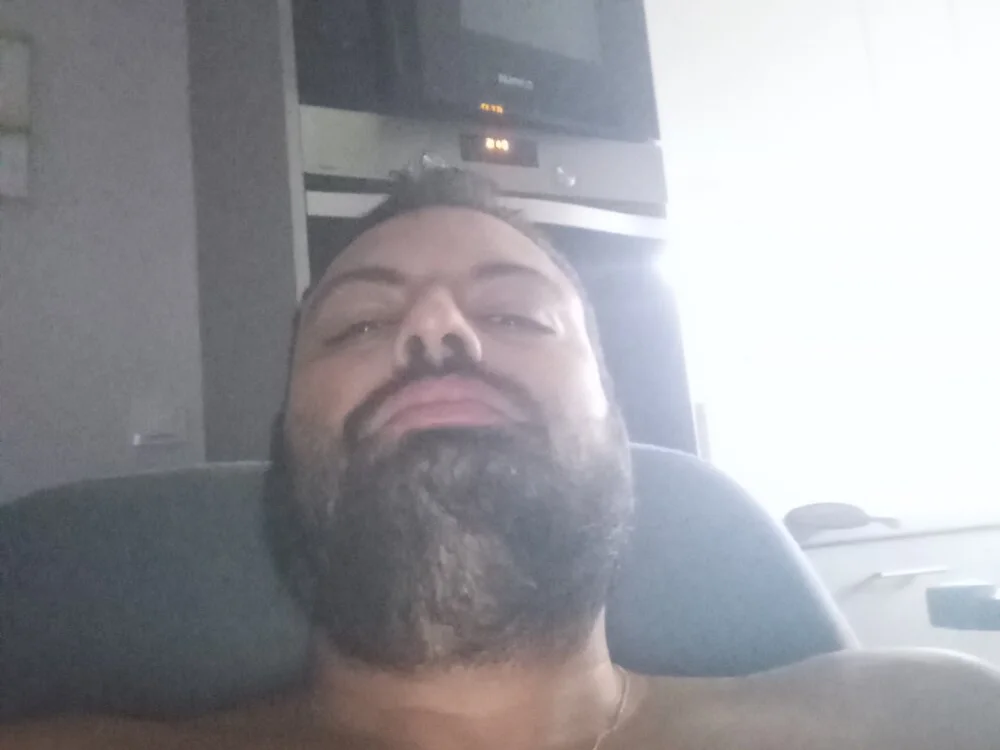 kostass1984n Offline XXX chat