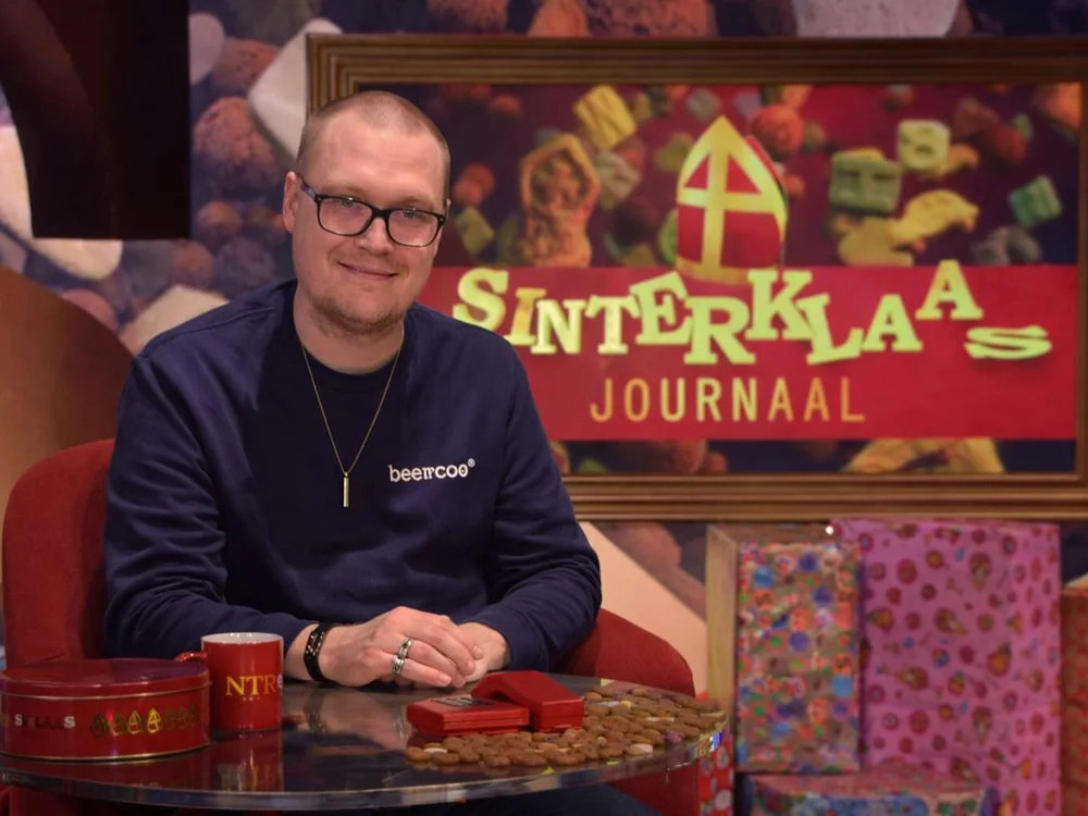 Elvis242444 offline XXX-chat