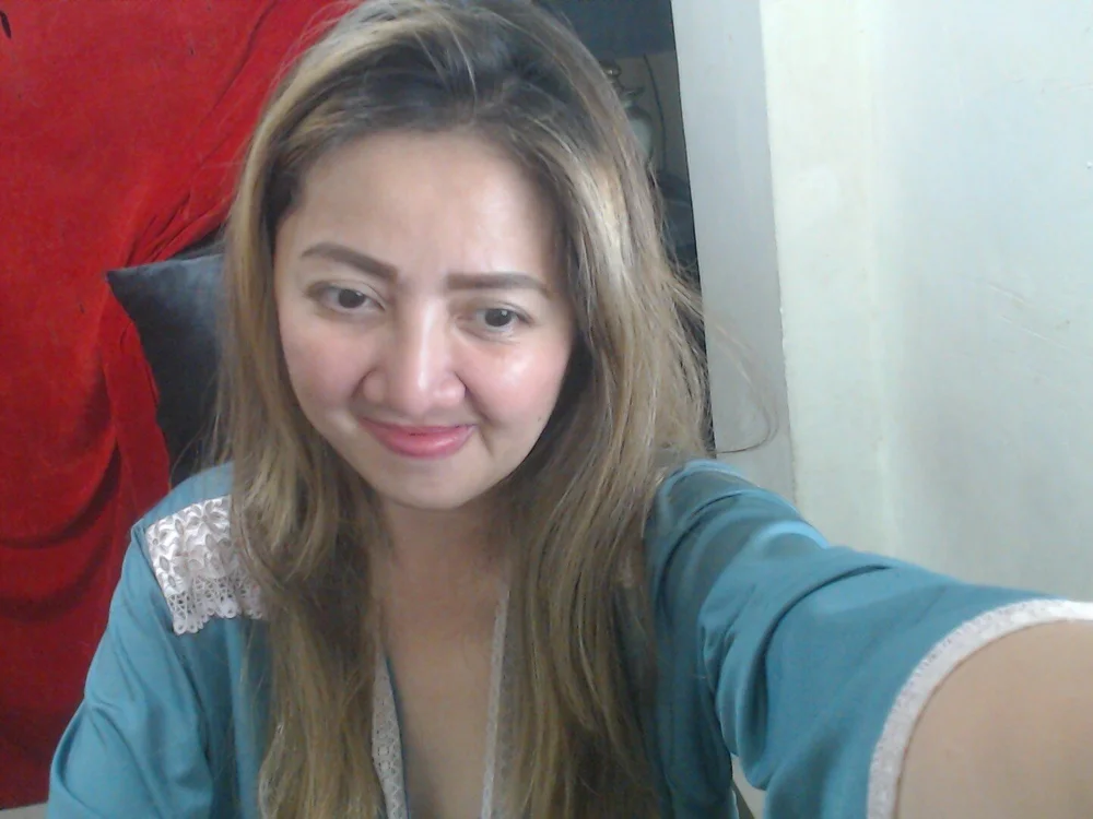 AsianAthena12's Offline XXX Chat