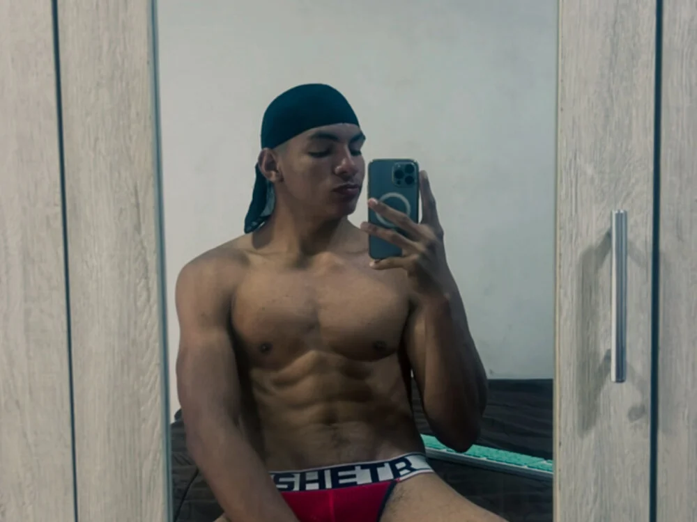 yavil2's Offline XXX Chat