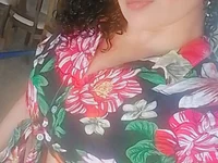 paola_girlsex's Offline XXX Chat