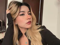 Pretty_roxxyy's webcam live show