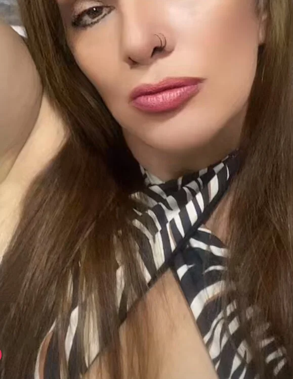 Offline chatovací místnost anthonella73_