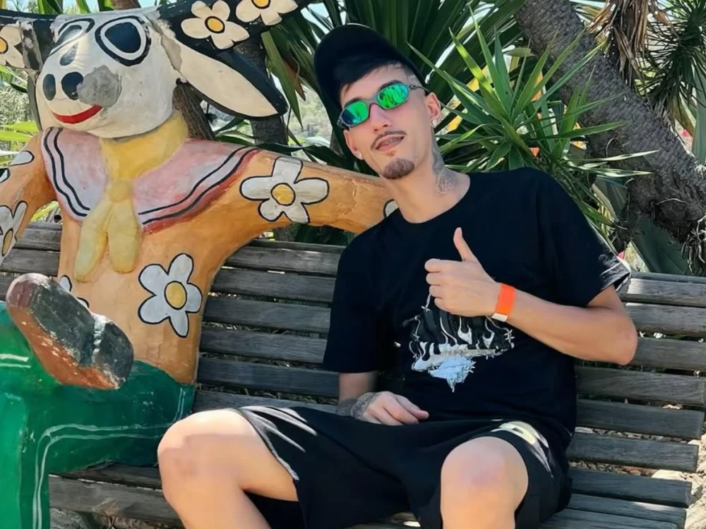 gustavobcrr's Offline XXX Chat