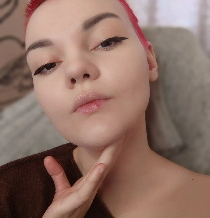 KrisNeal: συνομιλία ΧΧΧ εκτός σύνδεσης