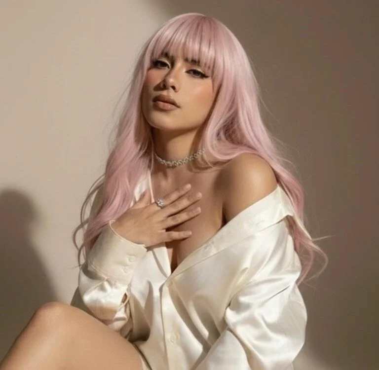 Kylie_Hugecock Chat XXX offline