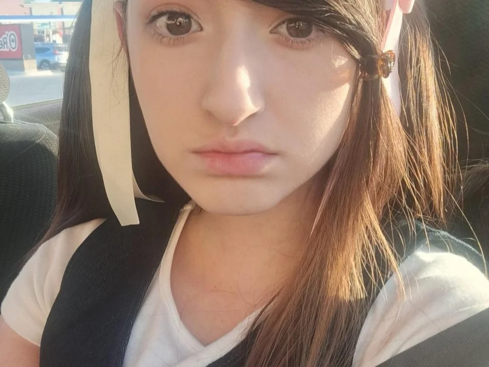 tinytifaquinn's Offline Chat Room