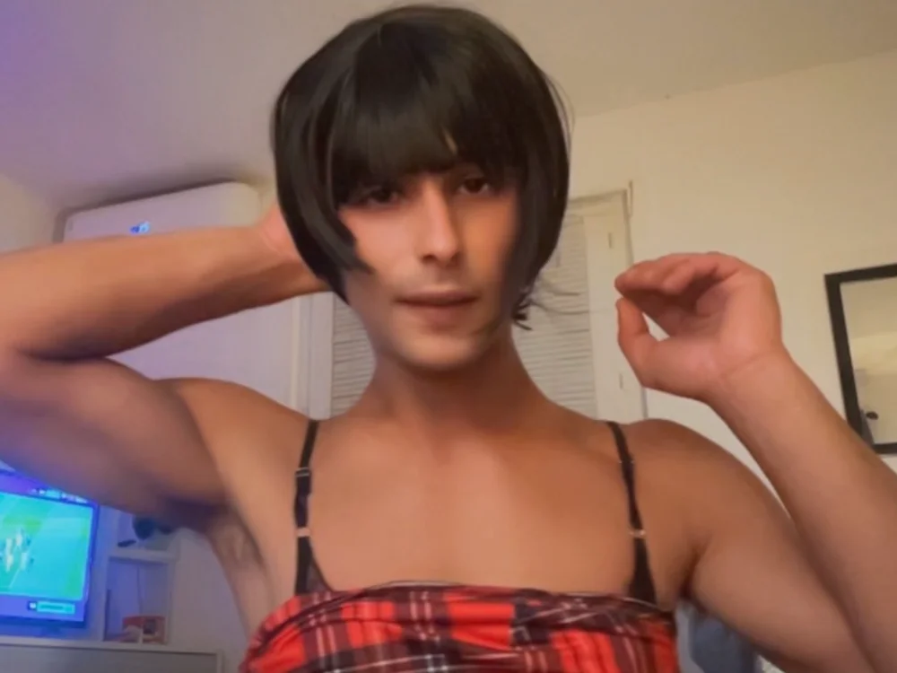 Chatroom XXX hors ligne de Yelennatsl