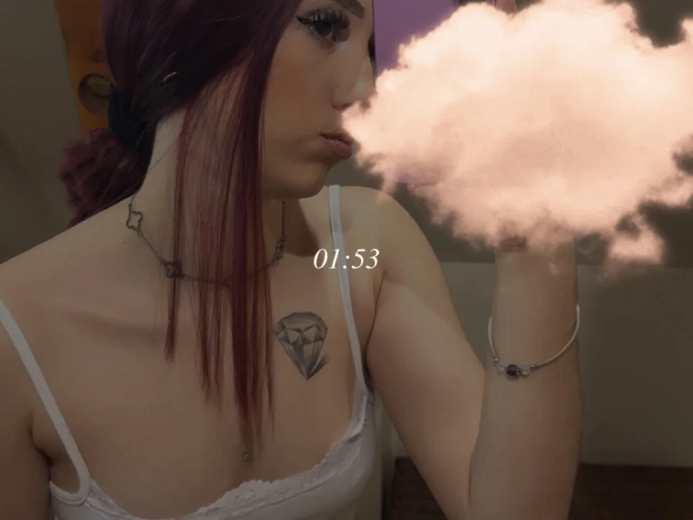 vanille13r Adlı Modelin Çevrimdışı XXX Sohbeti