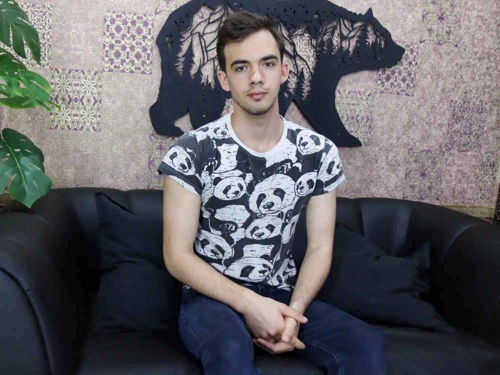 ColinVito's Offline Chat Room