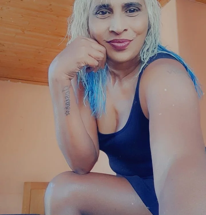 Goodgirlsue_77 Chat XXX offline