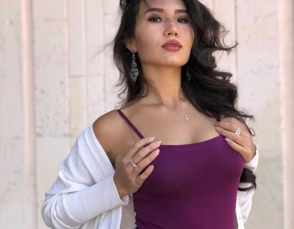 sochi_reva's Offline Chat Room