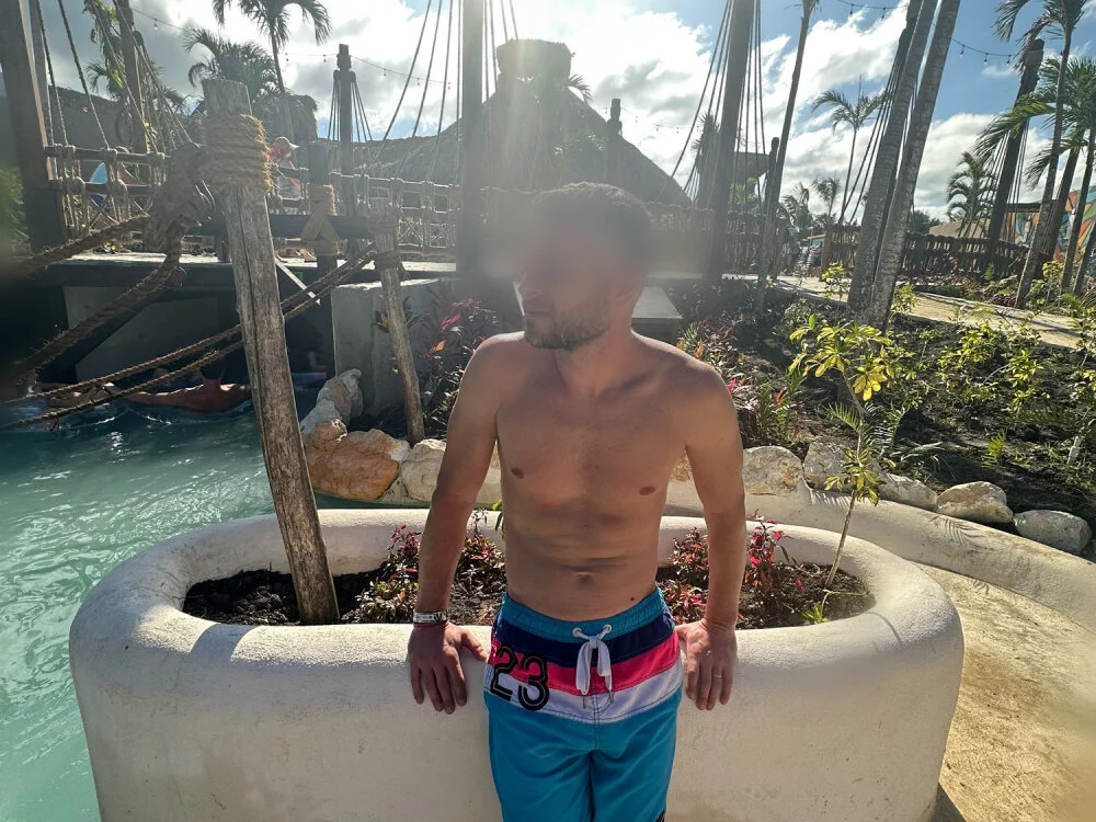 gertal49100: офлайн-секс-чат