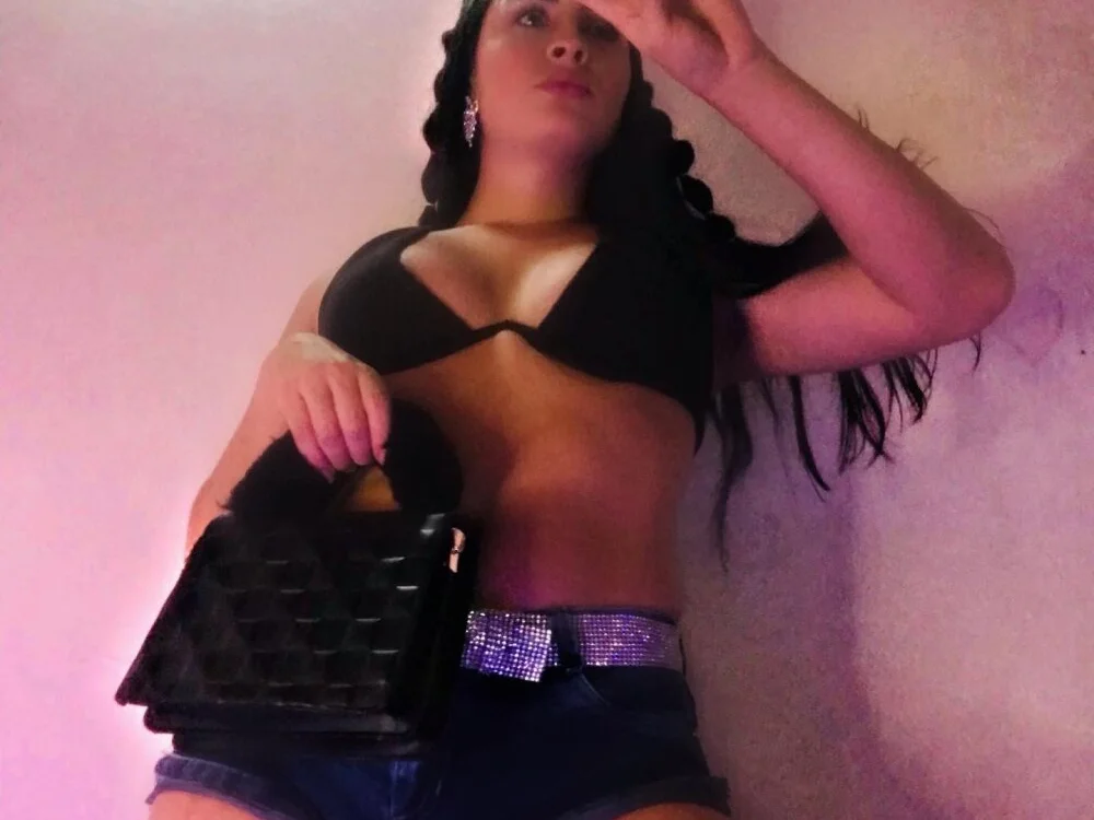 Offline XXX chat lola_diez