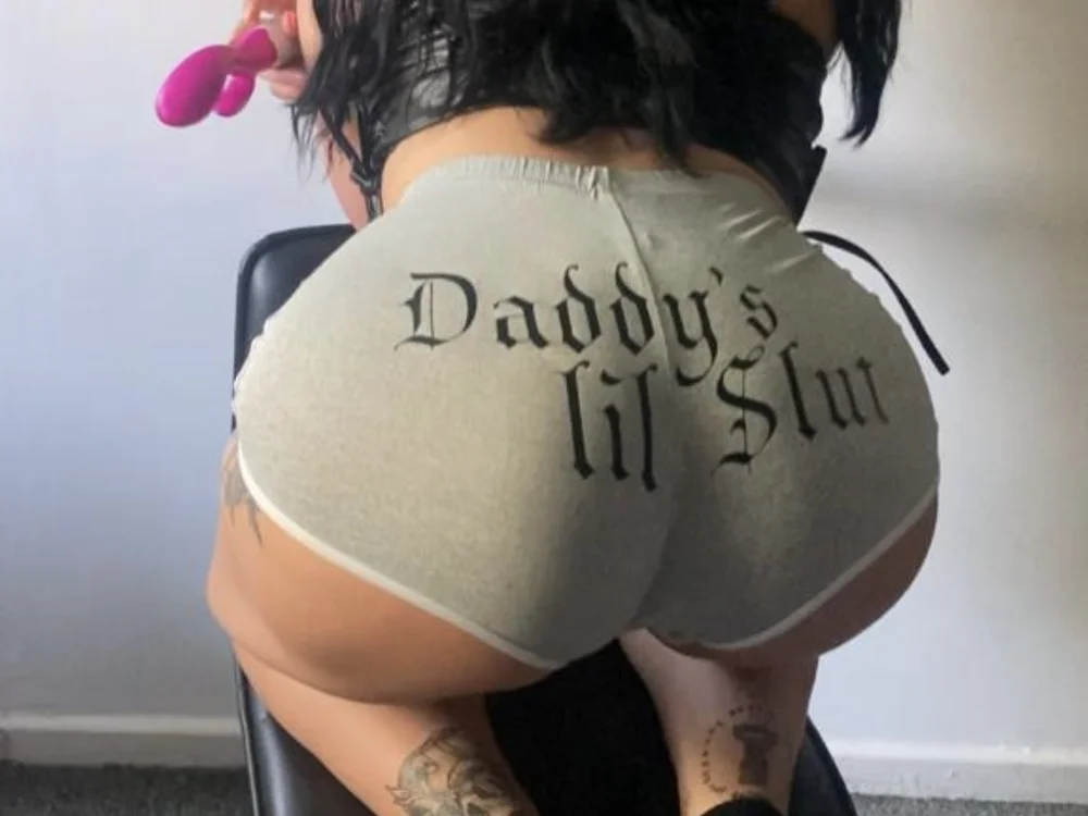 YasmineBabes offline chatrum