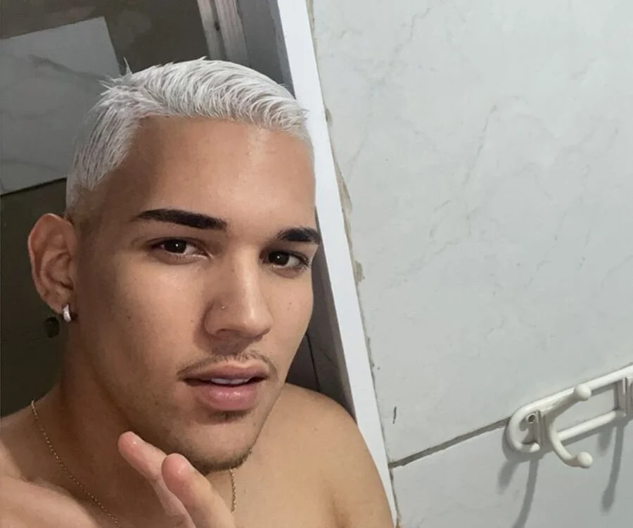 lucasboy01 Chat XXX offline
