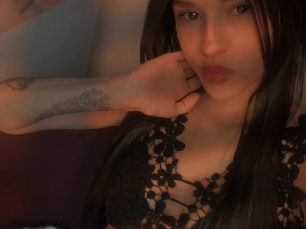 Scarlettfo offline chatrum