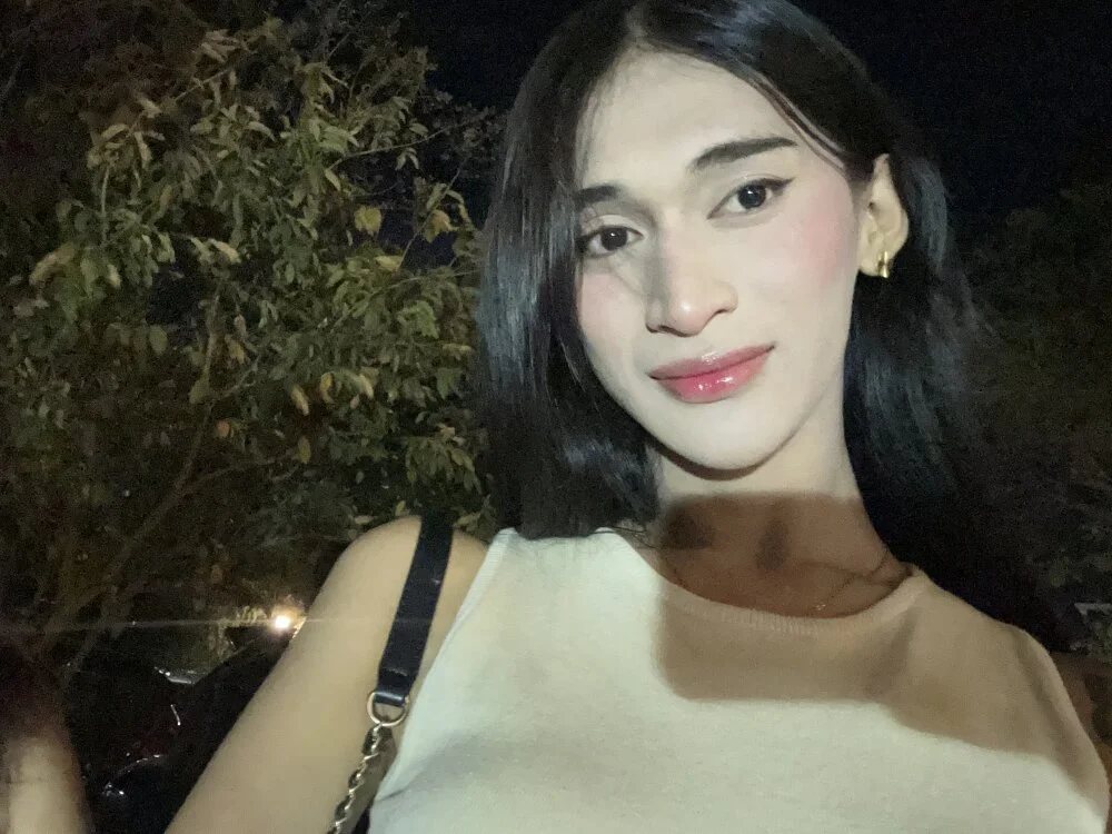 Anisha_Foxx 离线XXX聊天