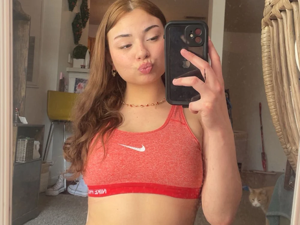 itschloebell 离线XXX聊天