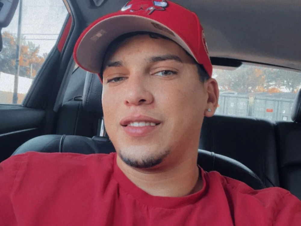 Angelzz02's Offline XXX Chat