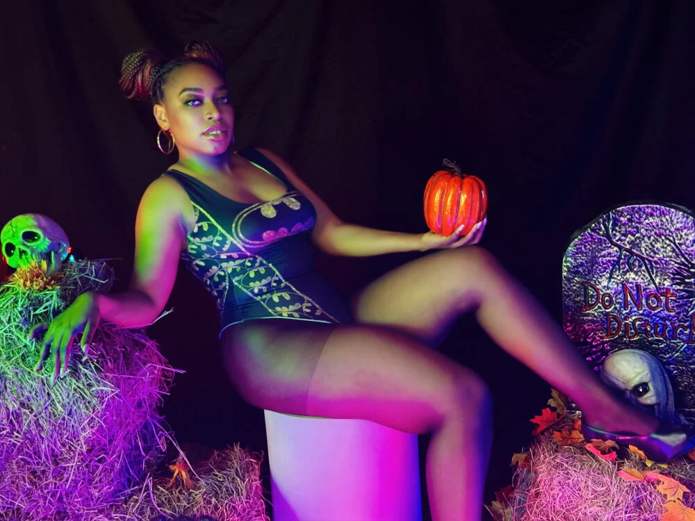 NatashaSilver Offline XXX-Chat