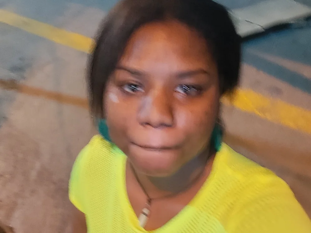 PetLoverFan_05's Offline XXX Chat