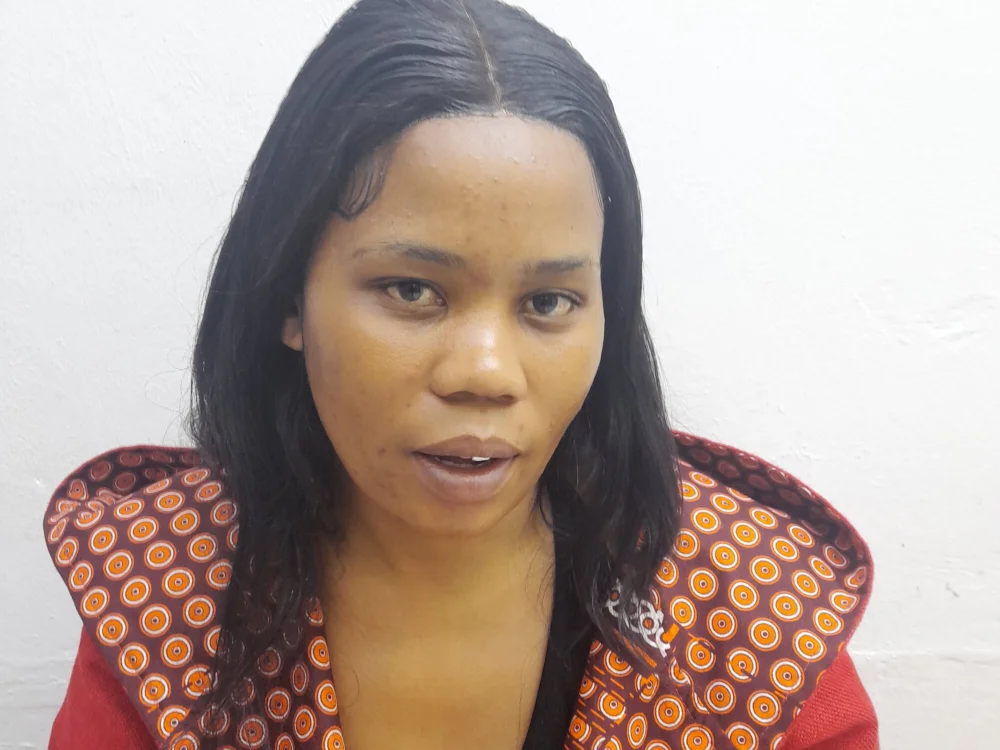 SEDUCTIVE-EBONY offline chatrum