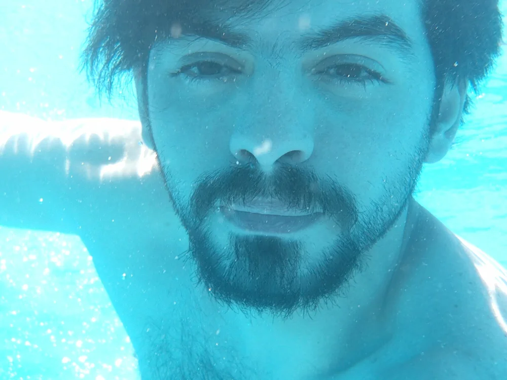 Dickwet_97 Obrolan XXX Offline