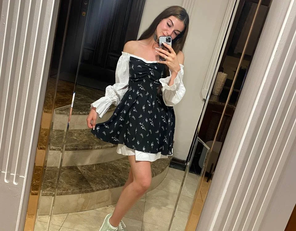 SofiaMeyer offline chatrum