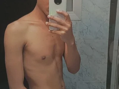 Theking-a Male C2c Nude Cam